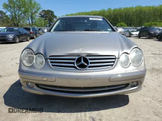 2005 Mercedes-Benz CLK 320 z VIN WDBTJ65J95F129288, wystawiony jako Copart lot #52433525 z przebiegiem 133 344 mil mil oraz Szkoda całkowita • Salvage title. Historia ofert i sprzedaży dostępna na DreamBid. Obrazek 5.
