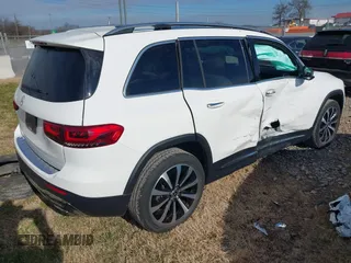 2023 Mercedes-Benz GLB 250 z VIN W1N4M4GB0PW311772, wystawiony jako IAAI lot #41192570 z przebiegiem 20 548 mil mil oraz . Historia ofert i sprzedaży dostępna na DreamBid. Obrazek 4.