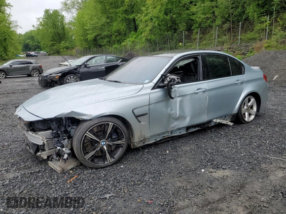 2018 BMW M3 z VIN WBS8M9C55J5K98867, wystawiony jako Copart lot #56819745 z przebiegiem 99 913 mil mil oraz Szkoda całkowita • Salvage title. Historia ofert i sprzedaży dostępna na DreamBid. Obrazek 1.