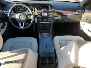 2016 Mercedes-Benz E 350 Luxury z VIN WDDHF8JB5GB203471, wystawiony jako Copart lot #56879695 z przebiegiem 70 983 mil mil oraz Szkoda całkowita • Salvage title. Historia ofert i sprzedaży dostępna na DreamBid. Obrazek 8.
