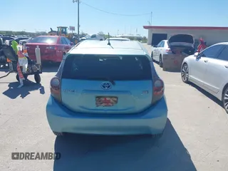 2013 Toyota Prius One z VIN JTDKDTB3XD1045937, wystawiony jako IAAI lot #41862939 z przebiegiem 144 947 mil mil oraz . Historia ofert i sprzedaży dostępna na DreamBid. Obrazek 16.