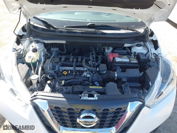 2018 Nissan Kicks SV with VIN 3N1CP5CU1JL505380, listed as a IAAI auction lot 40267581 with 80,705 mi miles. Bid and sale history available at carsss.com. Image 10.