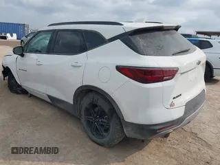 2024 Chevrolet Blazer LT с VIN 3GNKBDR43RS210038, выставлен на аукционе IAAI как лот 42144722 с пробегом 10 862 миль миль и . История ставок и продаж доступна на DreamBid. Изображение 3.