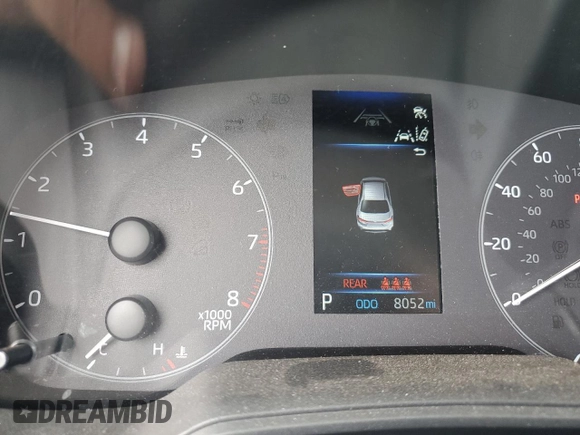 2025 Toyota Corolla LE z VIN 5YFB4MDEXSP255256, wystawiony jako Copart lot #56183985 z przebiegiem 8 052 mil mil oraz Szkoda całkowita • Salvage title. Historia ofert i sprzedaży dostępna na DreamBid. Obrazek 9.