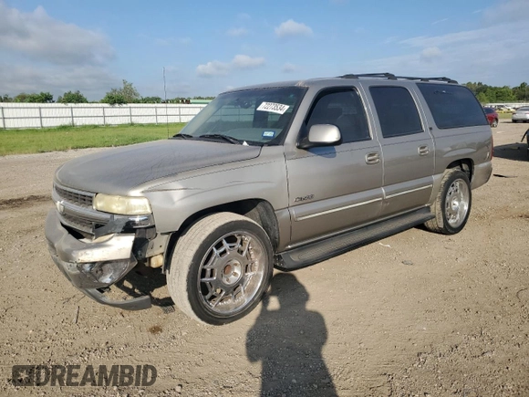 2000 Chevrolet Suburban LT with VIN 3GNEC16T0YG143890, listed as a Copart auction lot 72273534 with 242,305 mi miles and Salvage Title. Bid and sale history available at carsss.com. Image 1.