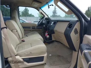 2008 Ford F-250 XL with VIN 1FTSW21R38EA21973, listed as a IAAI auction lot 42791994 with 216,889 mi miles and . Bid and sale history available at DreamBid. Image 5.