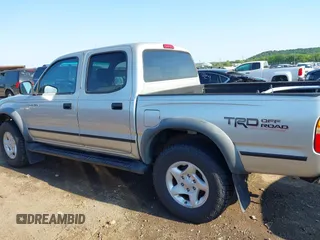 2001 Toyota Tacoma PreRunner z VIN 5TEGN92N41Z768370, wystawiony jako IAAI lot #42228571 z przebiegiem 172 317 mil mil oraz . Historia ofert i sprzedaży dostępna na DreamBid. Obrazek 15.