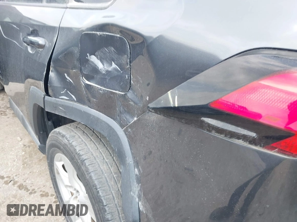 2019 Toyota RAV4 XLE with VIN 2T3W1RFV4KW009927, listed as a IAAI auction lot 41904194 with 46,863 mi miles and . Bid and sale history available at DreamBid. Image 6.