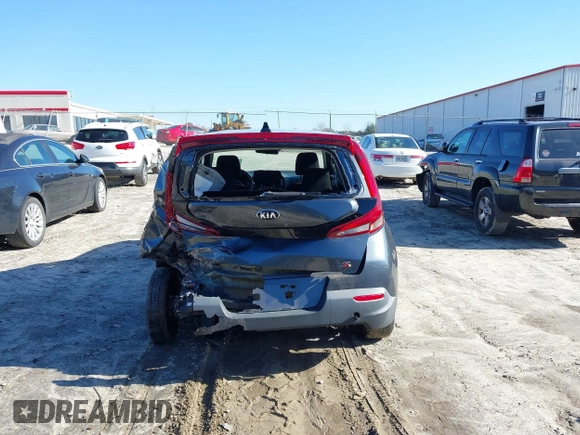 2020 Kia Soul LX with VIN KNDJ23AU2L7012020, listed as a IAAI auction lot 41459734 with 201,605 mi miles. Bid and sale history available at carsss.com. Image 16.