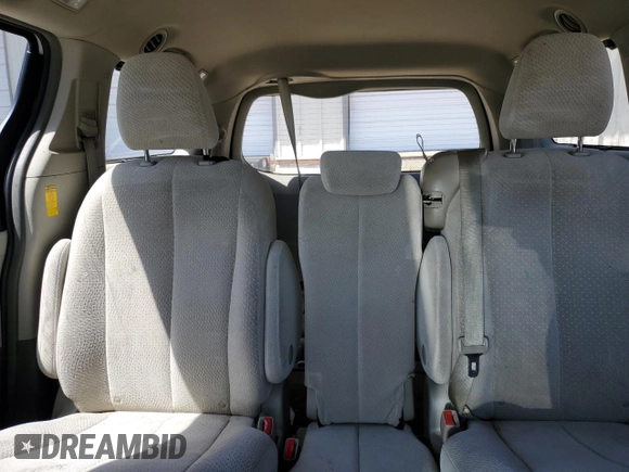 2014 Toyota Sienna LE AAS with VIN 5TDKK3DC5ES527044, listed as a Copart auction lot 52445695 with 162,664 mi miles and Clean Title. Bid and sale history available at carsss.com. Image 10.