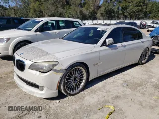 2012 BMW 7 Series 750Li z VIN WBAKB8C53CC448113, wystawiony jako Copart lot #41652545 z przebiegiem 98 443 mil mil oraz Czysty tytuł • Clean title. Historia ofert i sprzedaży dostępna na DreamBid. Obrazek 1.