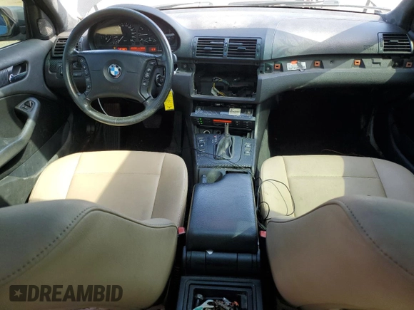 2004 BMW 3 Series 325i with VIN WBAEV334X4KR28705, listed as a Copart auction lot 49687555 with 267,895 mi miles and Clean Title. Bid and sale history available at carsss.com. Image 8.