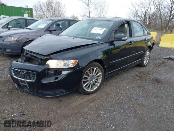2009 Volvo S40 2.4L z VIN YV1MS390692463515, wystawiony jako IAAI lot #41977823 z przebiegiem 75 899 mil mil oraz . Historia ofert i sprzedaży dostępna na DreamBid. Obrazek 2.