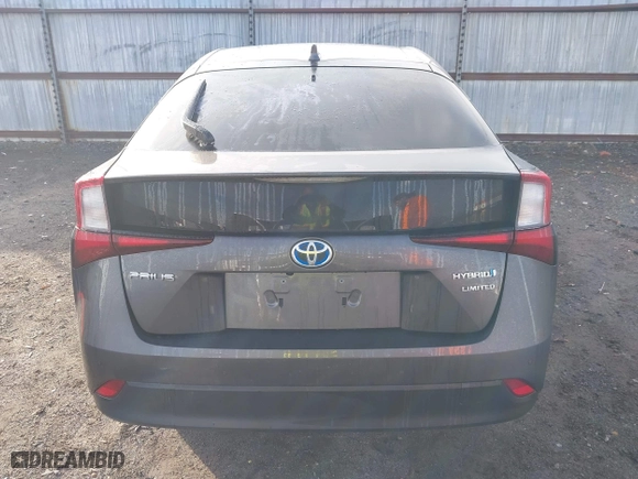 2021 Toyota Prius L Eco with VIN JTDKAMFU1M3149965, listed as a IAAI auction lot 38641916 with 69,942 mi miles. Bid and sale history available at carsss.com. Image 17.