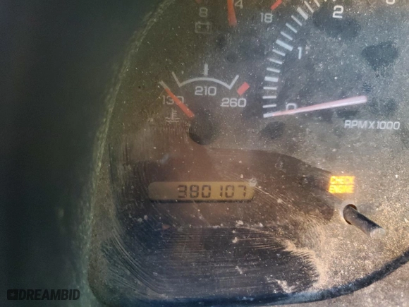 1998 Dodge Ram 1500 with VIN 3B7HC12Y6WG108551, listed as a Copart auction lot 83425444 with 380,107 mi miles and Salvage Title. Bid and sale history available at carsss.com. Image 9.