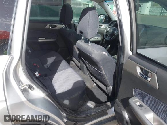 2010 Subaru Forester 2.5X Premium with VIN JF2SH6CC8AG752162, listed as a IAAI auction lot 41806171 with 179,714 mi miles. Bid and sale history available at carsss.com. Image 8.