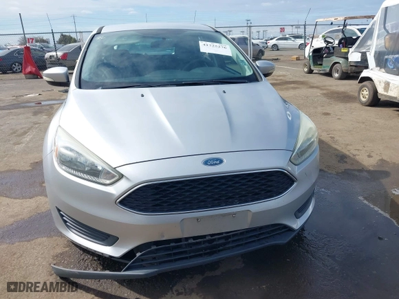 2016 Ford Focus SE with VIN 1FADP3K24GL254645, listed as a IAAI auction lot 41725276 with 117,645 mi miles. Bid and sale history available at carsss.com. Image 12.