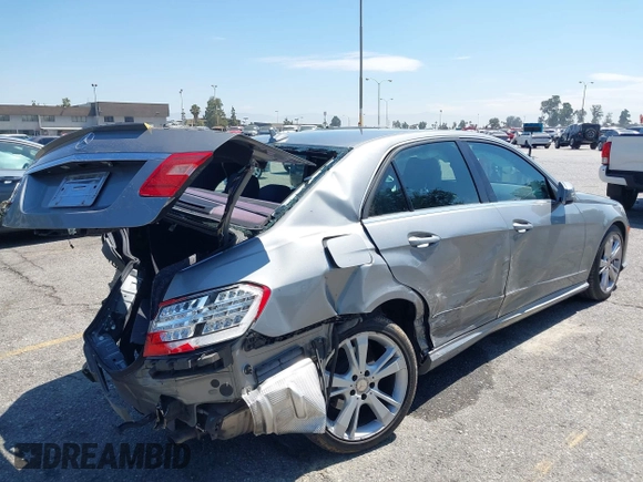 2013 Mercedes-Benz E 350 Luxury with VIN WDDHF5KB9DA728662, listed as a IAAI auction lot 42673110 with 102,824 mi miles and . Bid and sale history available at DreamBid. Image 4.