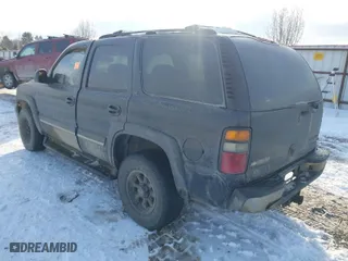 2004 Chevrolet Tahoe LS with VIN 1GNEK13Z84J223572, listed as a IAAI auction lot 41524330 with 286,006 mi miles. Bid and sale history available at carsss.com. Image 3.