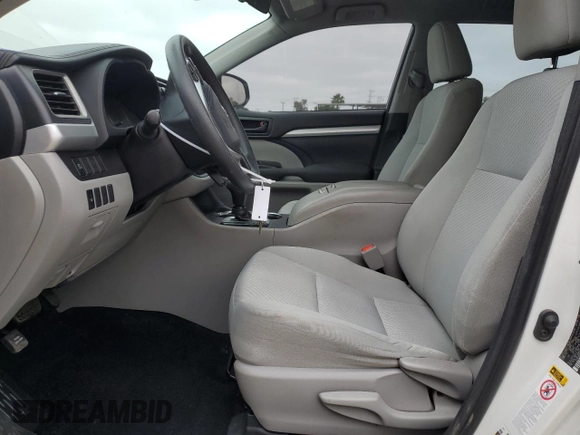 2018 Toyota Highlander LE with VIN 5TDZARFH6JS040524, listed as a Copart auction lot 54171085 with 62,341 mi miles and Salvage title. Bid and sale history available at DreamBid. Image 7.