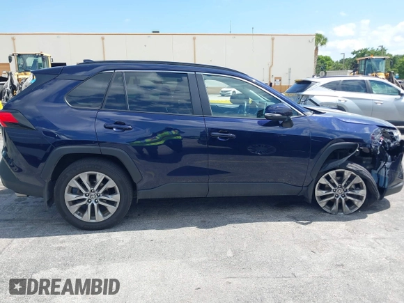 2024 Toyota RAV4 XLE Premium with VIN 2T3A1RFV4RW411614, listed as a IAAI auction lot 42295365 with 35,404 mi miles and . Bid and sale history available at DreamBid. Image 13.