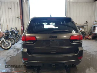 2020 Jeep Grand Cherokee Laredo z VIN 1C4RJFAG9LC325526, wystawiony jako IAAI lot #42609824 z przebiegiem 44 457 mil mil oraz . Historia ofert i sprzedaży dostępna na DreamBid. Obrazek 16.