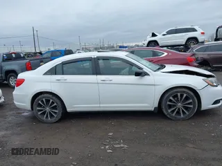 2012 Chrysler 200 S with VIN 1C3CCBHG3CN123224, listed as a IAAI auction lot 41915557 with 138,229 mi miles. Bid and sale history available at carsss.com. Image 13.
