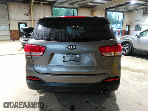 2017 Kia Sorento LX V6 with VIN 5XYPG4A52HG214862, listed as a IAAI auction lot 41986714 with 64,498 mi miles. Bid and sale history available at carsss.com. Image 16.