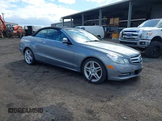 2012 Mercedes-Benz E 350 с VIN WDDKK5KF6CF168976, выставлен на аукционе IAAI как лот 41495563 с пробегом 40 302 миль миль и . История ставок и продаж доступна на DreamBid. Изображение 1.