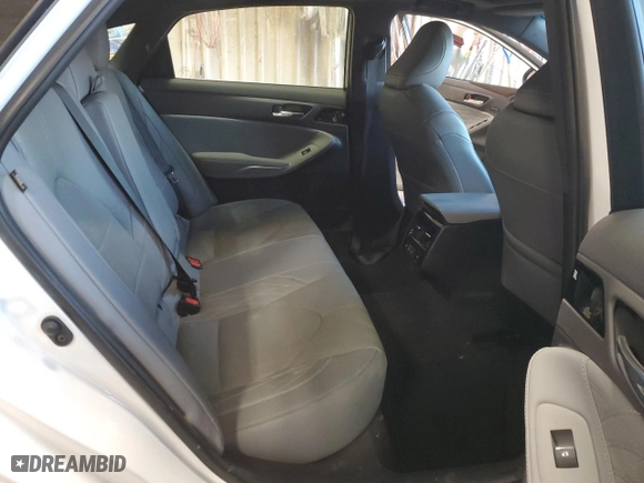 2022 Toyota Avalon Limited with VIN 4T1DZ1FB1NU073041, listed as a Copart auction lot 74762564 with 18,315 mi miles and Salvage Title. Bid and sale history available at carsss.com. Image 10.