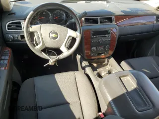 2011 Chevrolet Avalanche LS with VIN 3GNMCEE0XBG121414, listed as a Copart auction lot 47213405 with 143,289 mi miles and Salvage Title. Bid and sale history available at carsss.com. Image 8.