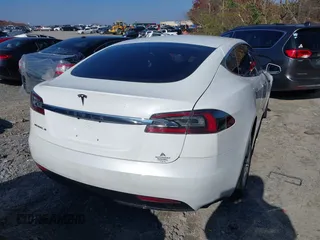 2016 Tesla Model S 70 with VIN 5YJSA1E16GF164264, listed as a IAAI auction lot 40976293 with 68,940 mi miles and . Bid and sale history available at DreamBid. Image 16.