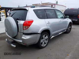 2006 Toyota RAV4 Sport with VIN JTMZK32V865003607, listed as a IAAI auction lot 42056770 with 286,144 mi miles. Bid and sale history available at carsss.com. Image 4.