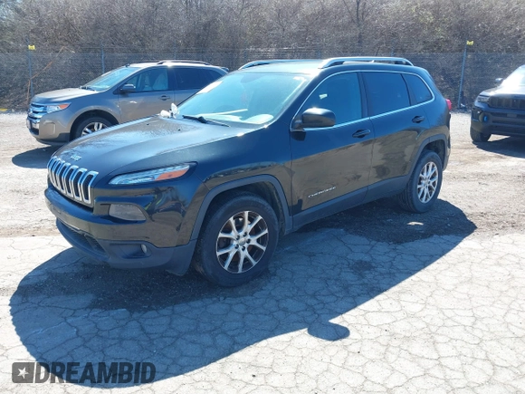 2015 Jeep Cherokee Latitude z VIN 1C4PJMCS2FW620113, wystawiony jako IAAI lot #41865228 z przebiegiem 186 983 mil mil oraz . Historia ofert i sprzedaży dostępna na DreamBid. Obrazek 18.