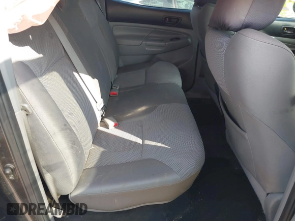 2013 Toyota Tacoma with VIN 3TMMU4FN6DM053207, listed as a IAAI auction lot 41527261 with 205,464 mi miles. Bid and sale history available at carsss.com. Image 8.