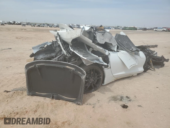 2018 Chevrolet Corvette 1LT z VIN 1G1YB2D73J5102177, wystawiony jako Copart lot #52703275 z przebiegiem Nie podano mil oraz Nie do naprawy • Non repairable. Historia ofert i sprzedaży dostępna na DreamBid. Obrazek 3.