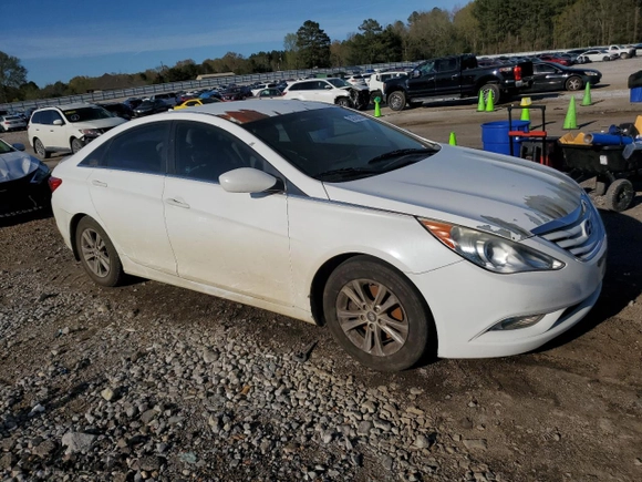 2013 Hyundai Sonata GLS PZEV with VIN 5NPEB4AC2DH764960, listed as a Copart auction lot 50343355 with 163,962 mi miles and Salvage Title. Bid and sale history available at carsss.com. Image 4.