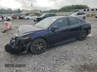 2022 Toyota Camry SE with VIN 4T1T11AK7NU651525, listed as a Copart auction lot 51455935 with 81,118 mi miles and Salvage Title. Bid and sale history available at carsss.com. Image 1.