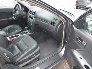 2011 Ford Fusion SEL with VIN 3FAHP0JG1BR115127, listed as a IAAI auction lot 41930531 with 183,512 mi miles. Bid and sale history available at carsss.com. Image 5.