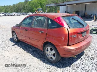 2005 Ford Focus S with VIN 3FAFP37N85R113281, listed as a IAAI auction lot 42037187 with Not Provided miles and . Bid and sale history available at carsss.com. Image 3.
