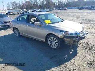 2013 Honda Accord Sdn EX-L with VIN 1HGCR2F82DA137163, listed as a IAAI auction lot 41636283 with 216,743 mi miles. Bid and sale history available at carsss.com. Image 1.