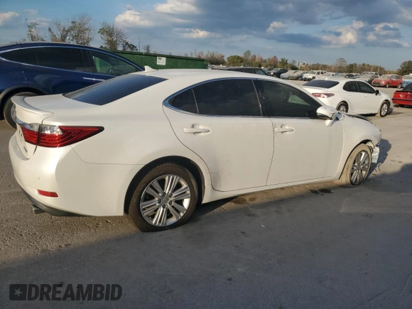 2014 Lexus ES 350 with VIN JTHBK1GG0E2092264, listed as a Copart auction lot 44251105 with 0 mi miles and Salvage Title. Bid and sale history available at carsss.com. Image 3.