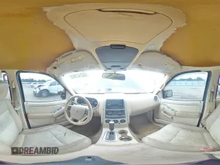 2006 Mercury Mountaineer Convenience with VIN 4M2EU36E96UJ01614, listed as a Copart auction lot 60242065 with 220,368 mi miles and Salvage title. Bid and sale history available at DreamBid. Image 15.
