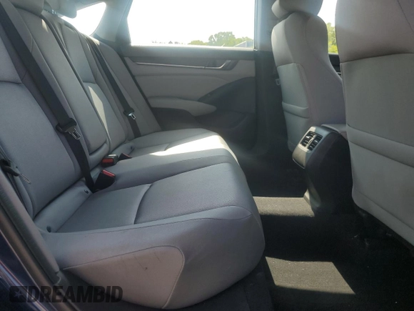 2018 Honda Accord EX z VIN 1HGCV1F4XJA201531, wystawiony jako Copart lot #59011995 z przebiegiem 180 265 mil mil oraz Szkoda całkowita • Salvage title. Historia ofert i sprzedaży dostępna na DreamBid. Obrazek 10.