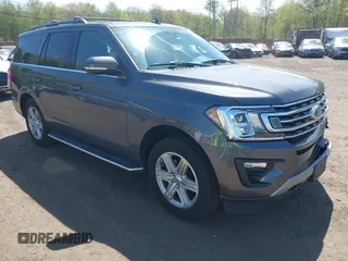 2020 Ford Expedition XLT z VIN 1FMJU1JT2LEA72246, wystawiony jako IAAI lot #42157665 z przebiegiem 76 589 mil mil oraz . Historia ofert i sprzedaży dostępna na DreamBid. Obrazek 1.
