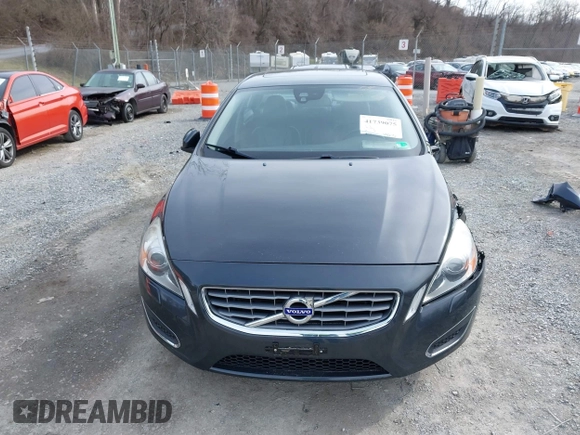 2012 Volvo S60 T6 with VIN YV1902FH8C2040412, listed as a IAAI auction lot 41739075 with 115,215 mi miles. Bid and sale history available at carsss.com. Image 12.