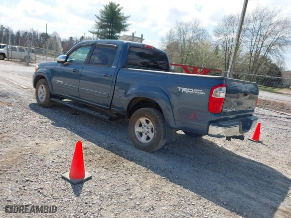 2006 Toyota Tundra SR5 with VIN 5TBDT44186S548460, listed as a IAAI auction lot 41815136 with 180,353 mi miles. Bid and sale history available at carsss.com. Image 3.