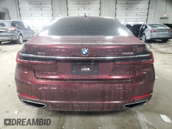 2022 BMW 7 Series 750i xDrive z VIN WBA7U2C04NCG88407, wystawiony jako Copart lot #42753005 z przebiegiem 22 950 mil mil oraz Nie do naprawy • Non repairable. Historia ofert i sprzedaży dostępna na DreamBid. Obrazek 6.