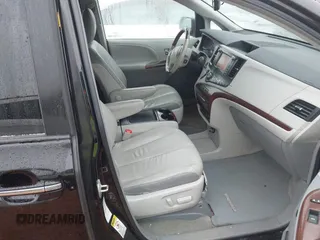 2012 Toyota Sienna XLE with VIN 5TDDK3DC3CS030466, listed as a IAAI auction lot 41914368 with 174,512 mi miles. Bid and sale history available at carsss.com. Image 5.