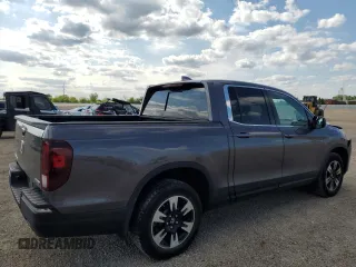 2020 Honda Ridgeline RTL with VIN 5FPYK3F5XLB017323, listed as a Copart auction lot 58368395 with 117,058 mi miles and Salvage title. Bid and sale history available at DreamBid. Image 3.